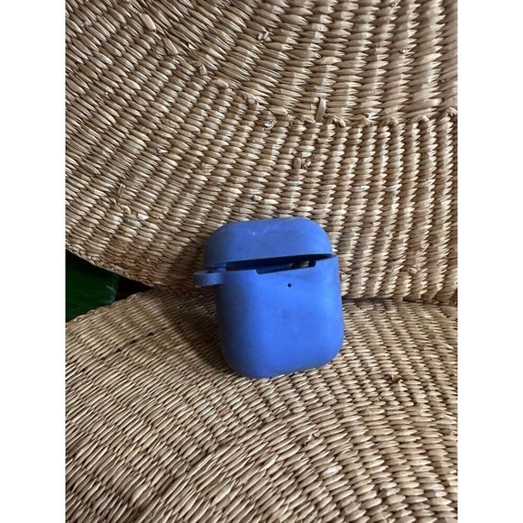 Heyday Blue Silicone AirPods Case Cover - Picture 1 of 9